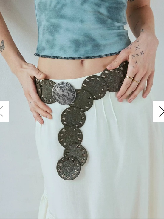 Urban Outfitters Accessories - Betty Stamped Leather Western
Belt